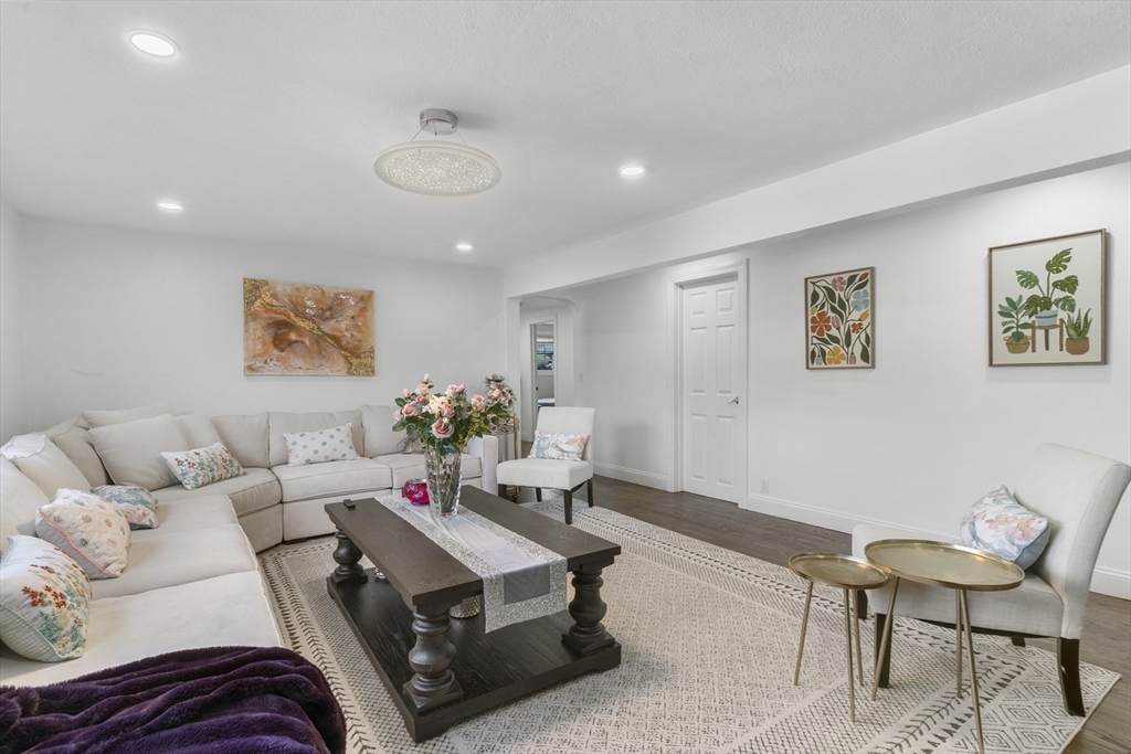 3 Primrose Rd