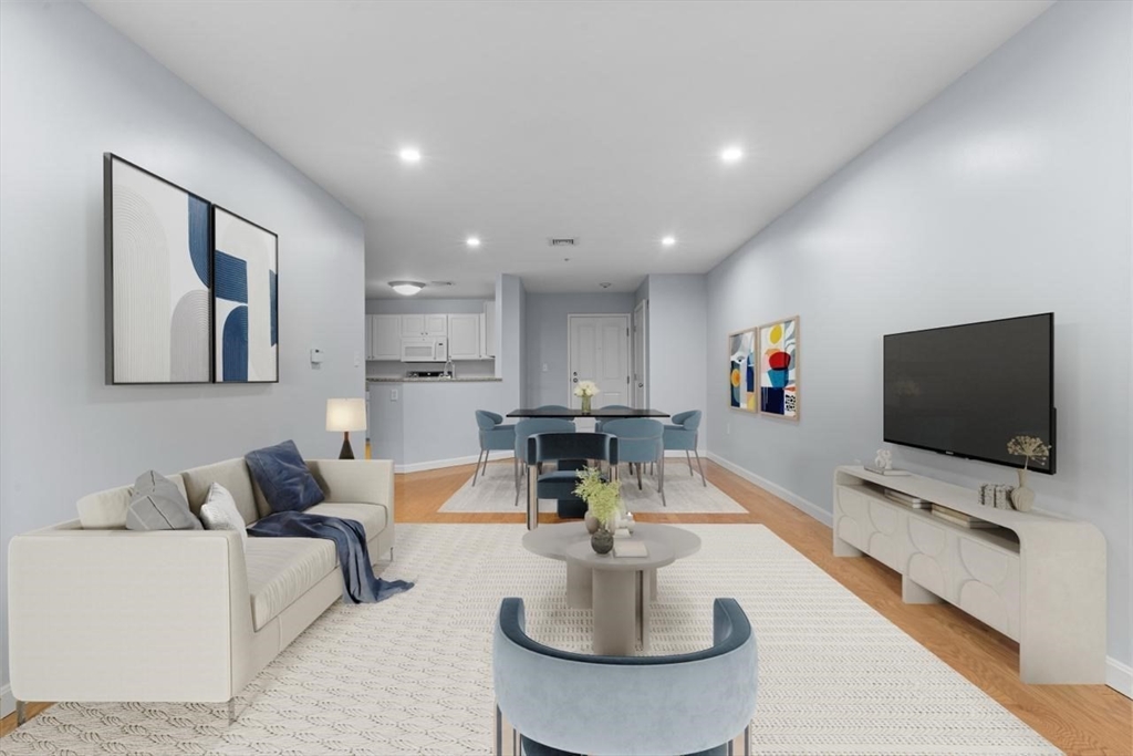30 Franklin St # 105