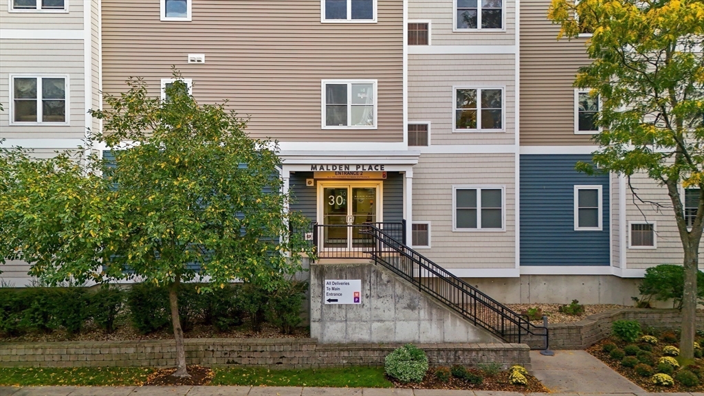30 Franklin St # 105