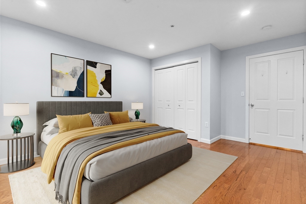 30 Franklin St # 105