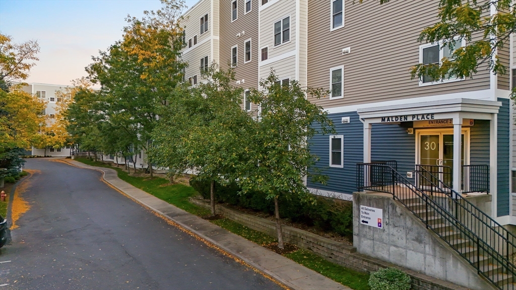30 Franklin St # 105