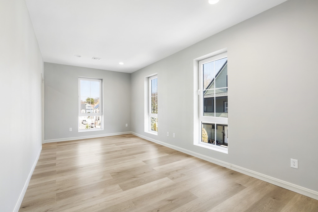 40 Elmont St # 2