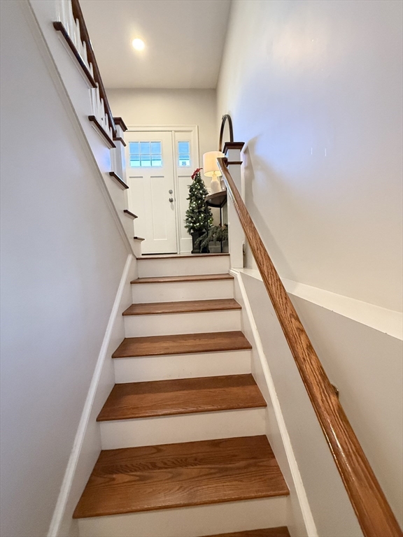 47 Eustis St