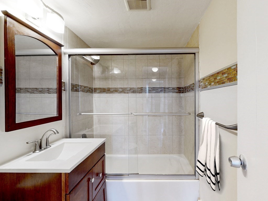 1105 Lexington St # 11 Unit: 6-11