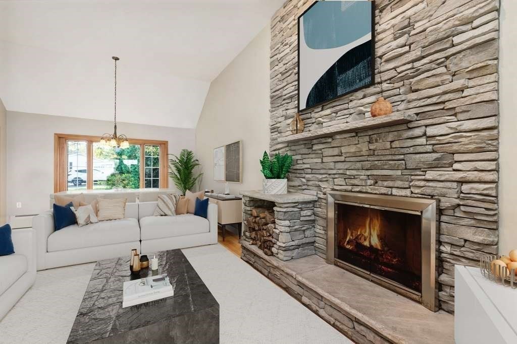 73 Ridge Rd