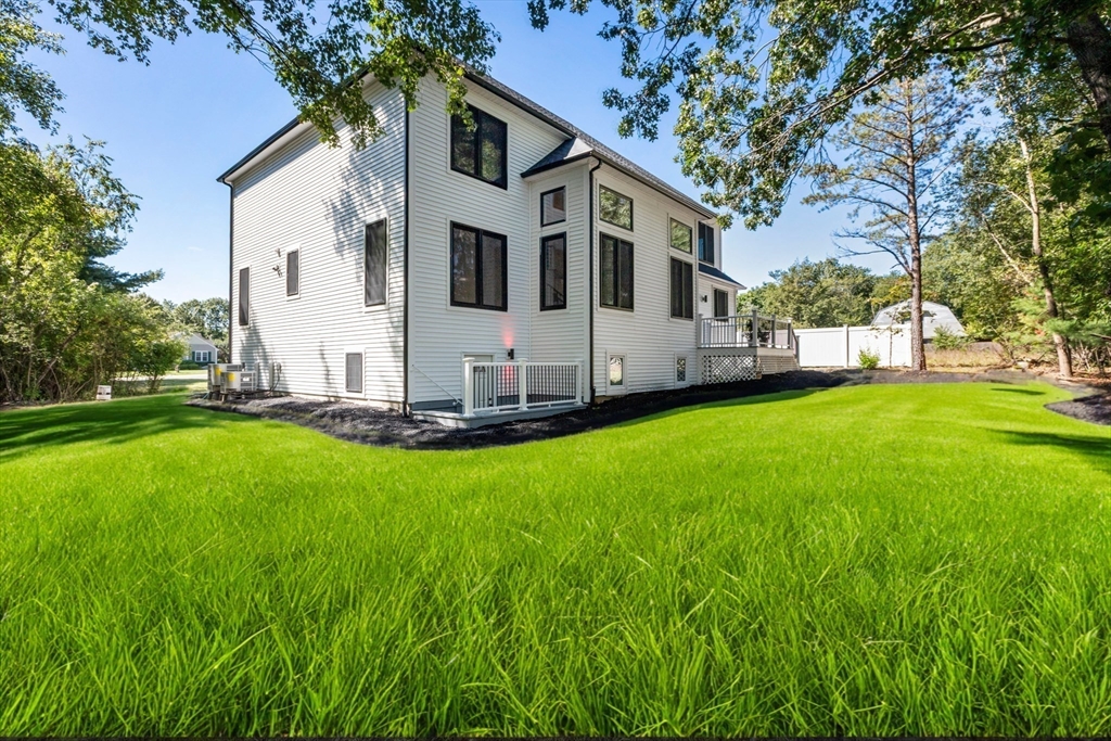 130 Zoar Ave