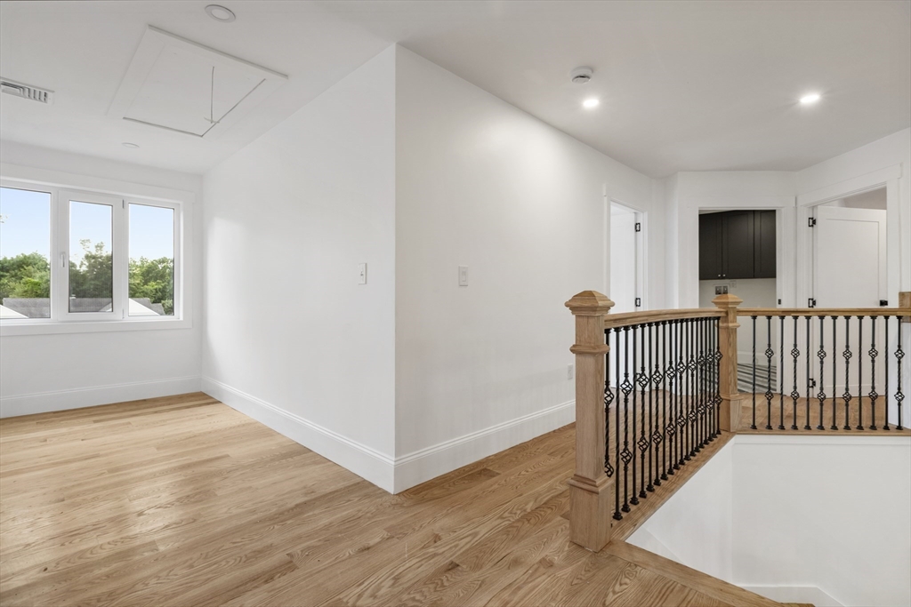 130 Zoar Ave