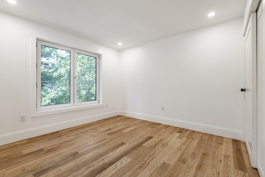 130 Zoar Ave