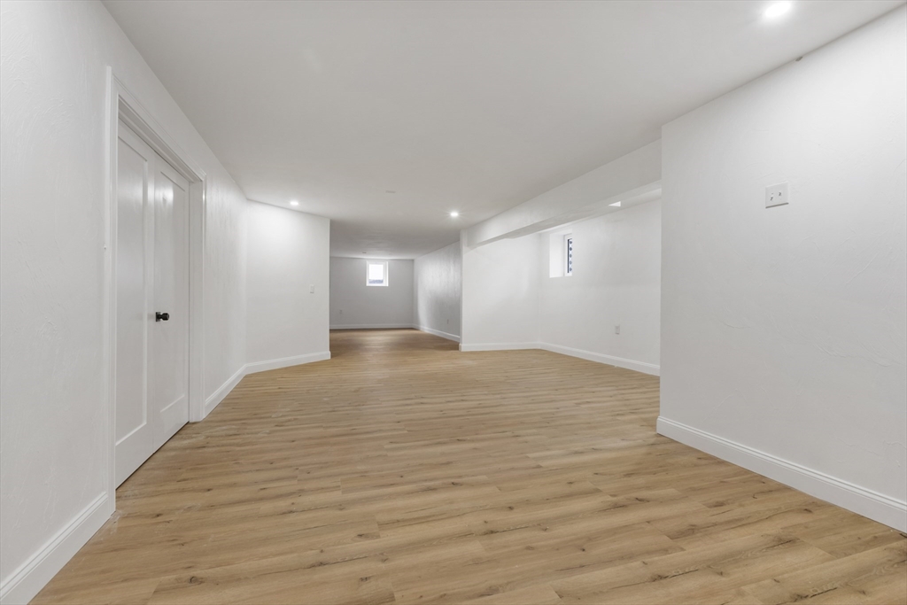 130 Zoar Ave