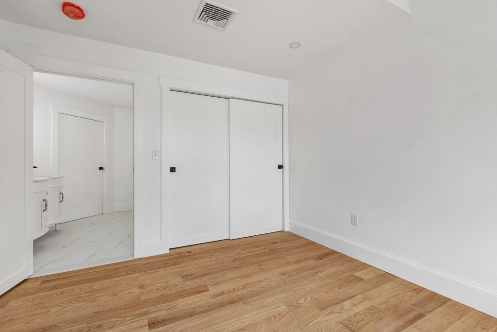 130 Zoar Ave