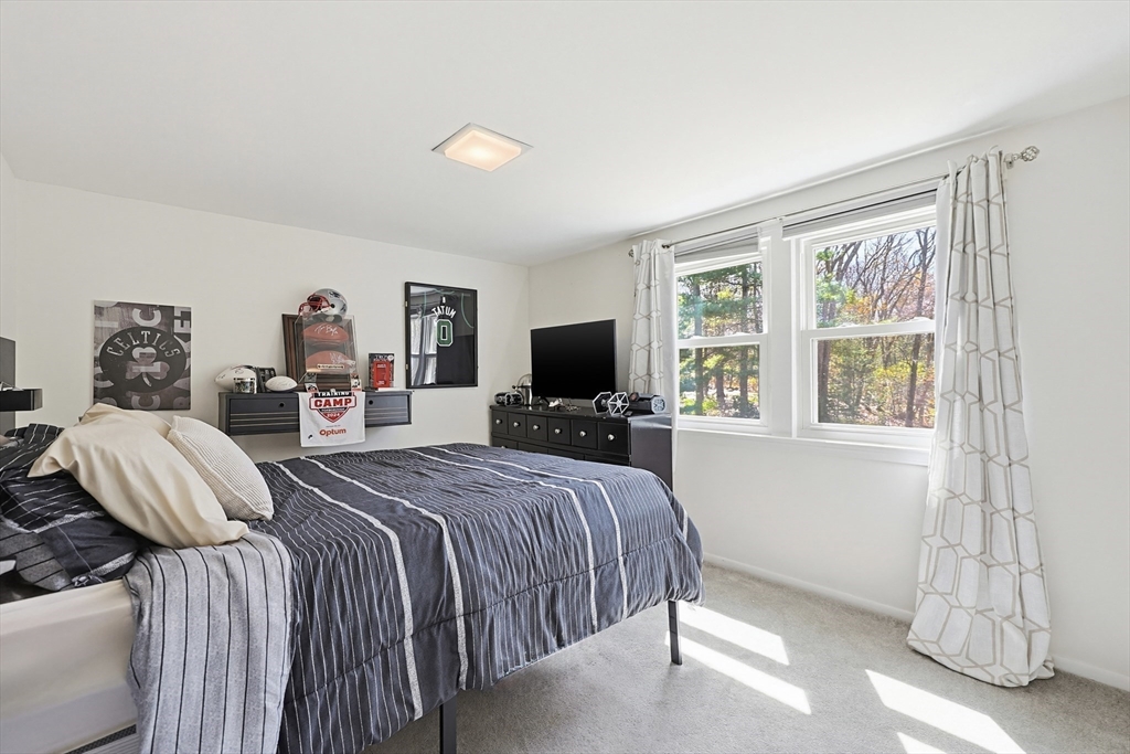 6 Hillside Road