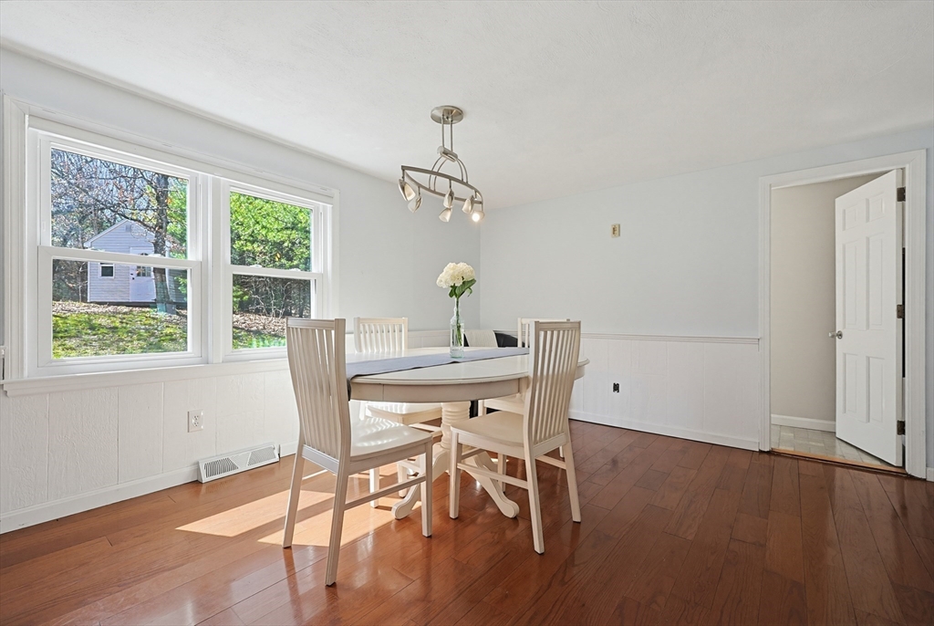 6 Hillside Road