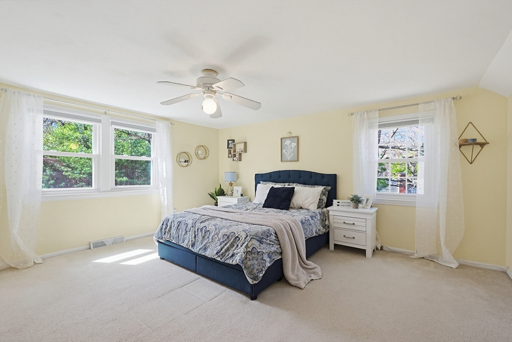 6 Hillside Road