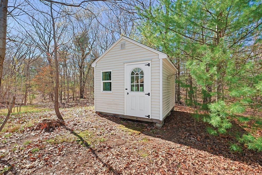 6 Hillside Road
