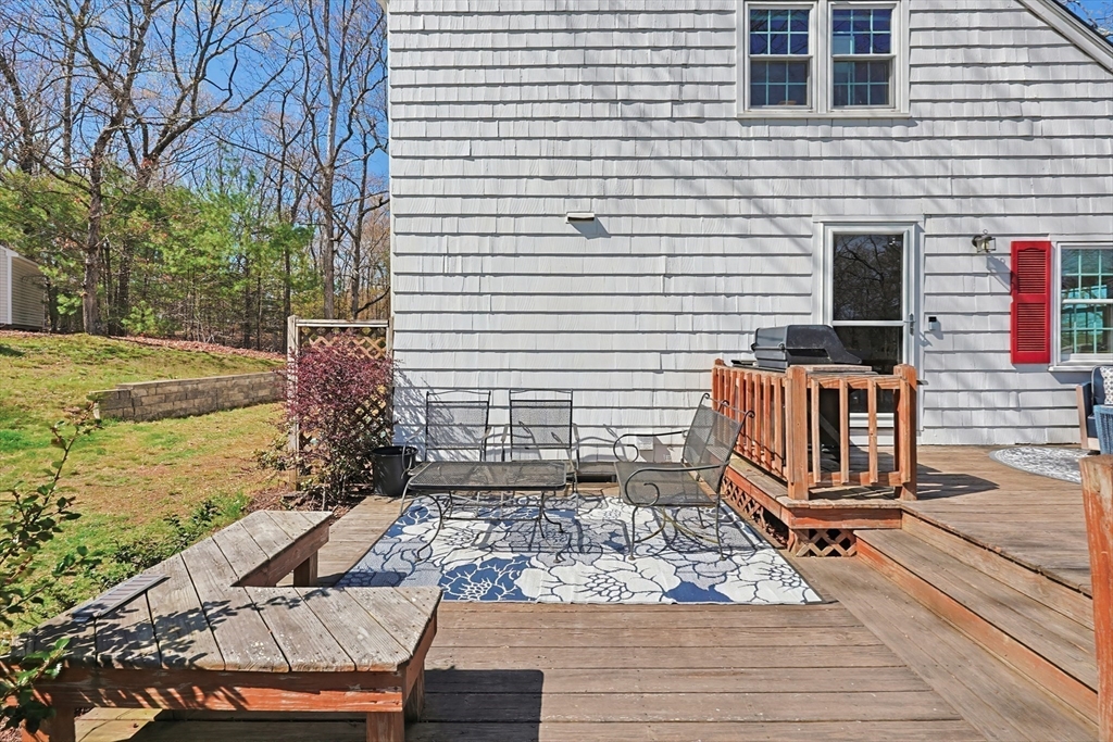 6 Hillside Road