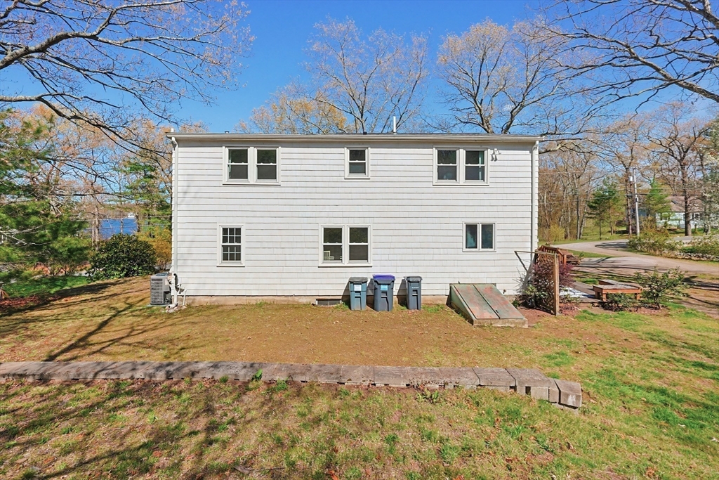 6 Hillside Road