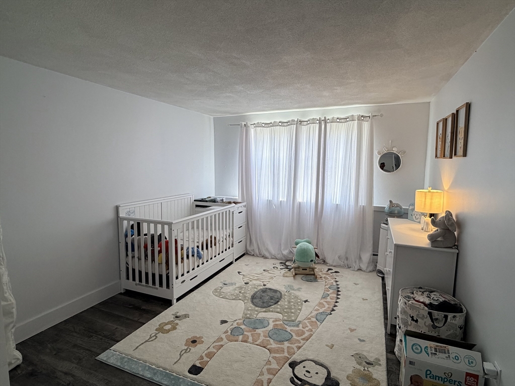 261 Boston Post Rd E # 3