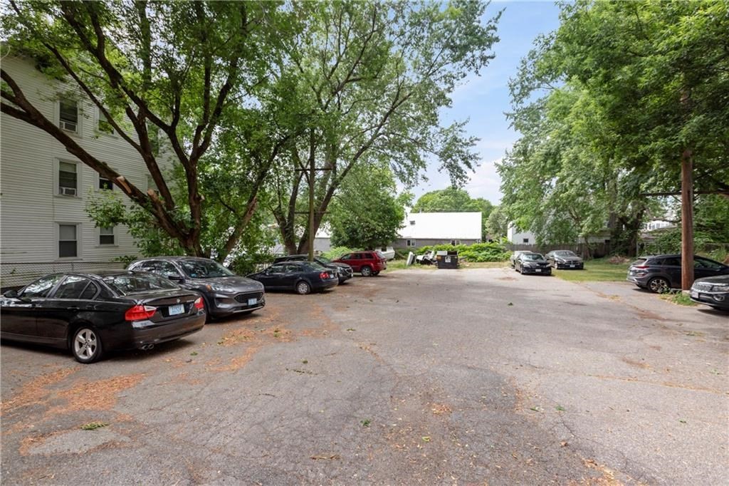 414 Rathbun St # 5