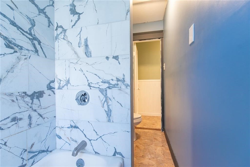 414 Rathbun St