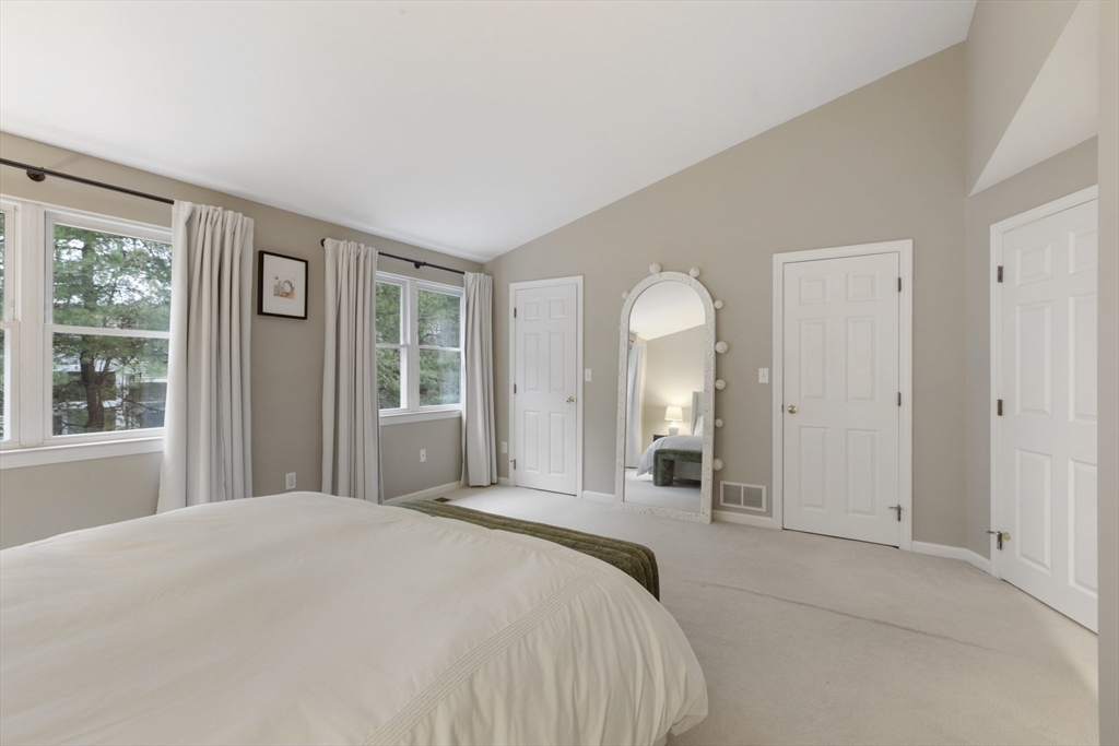 56 John Dr # 56
