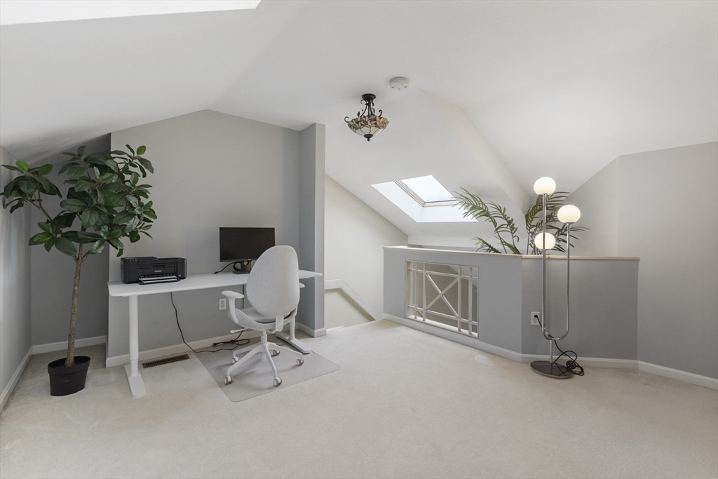56 John Dr # 56
