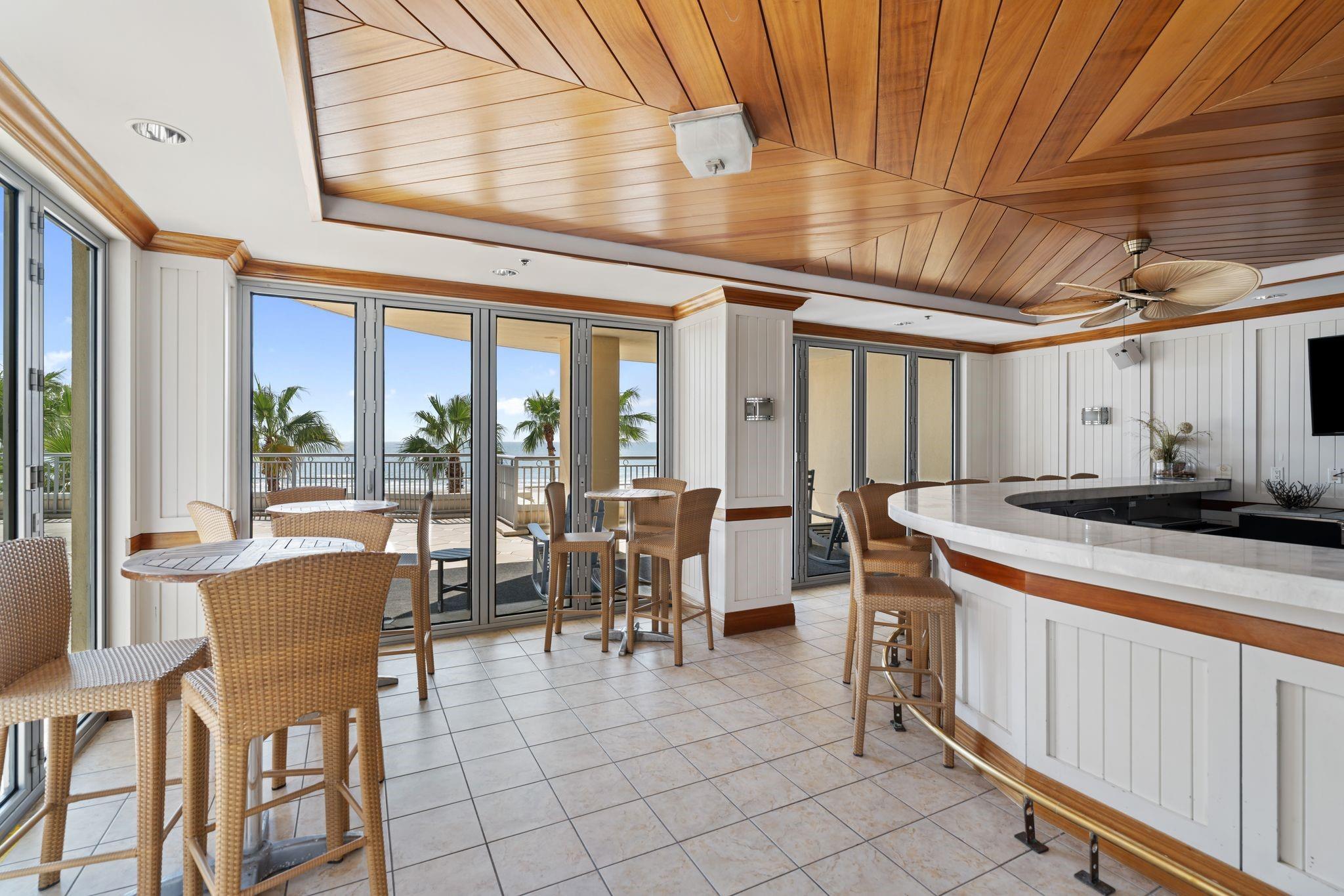 801 E Beach Drive Unit: TW2606