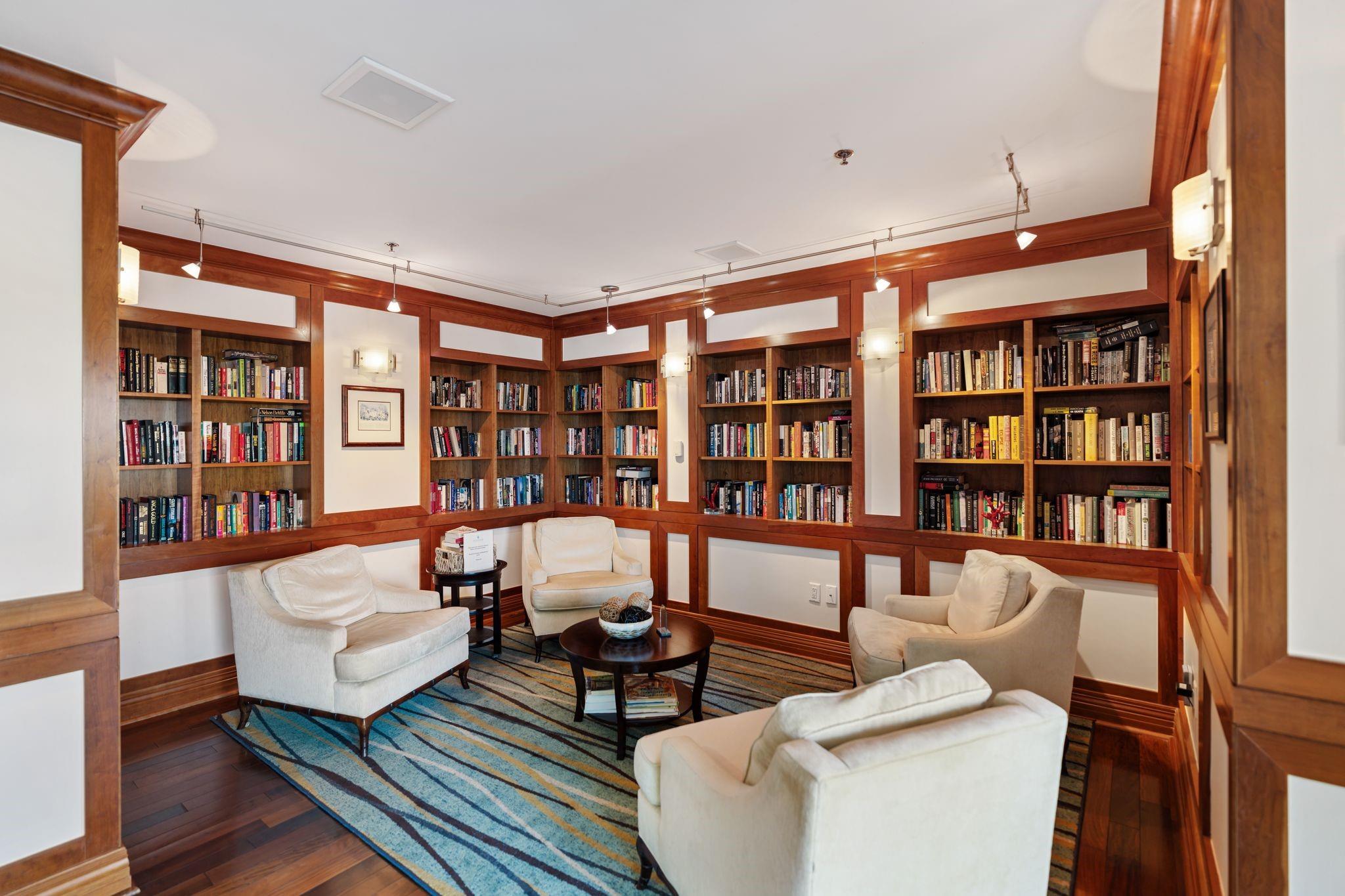 801 E Beach Drive Unit: TW2606