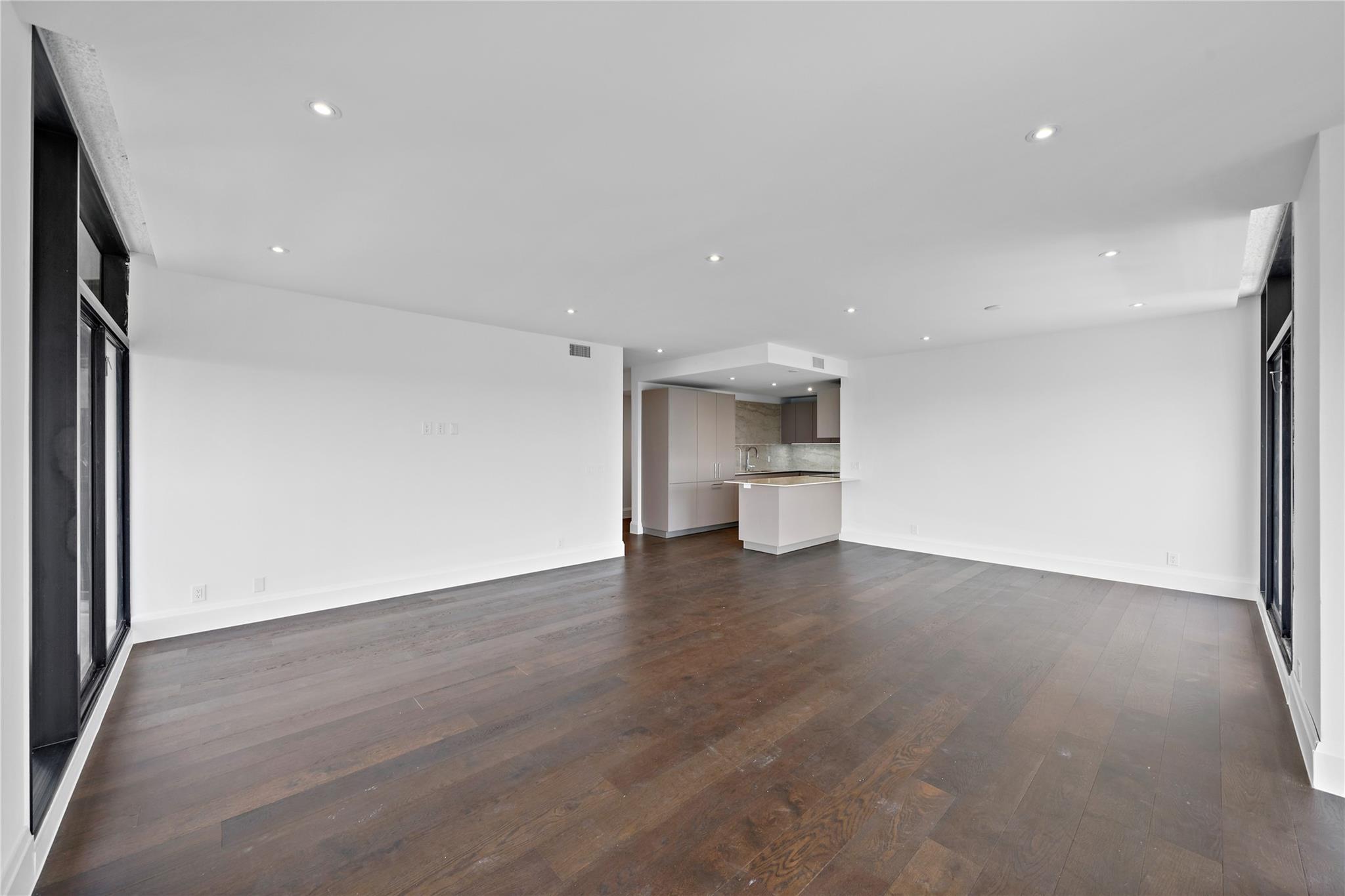 1701 Hermann Drive # 21F