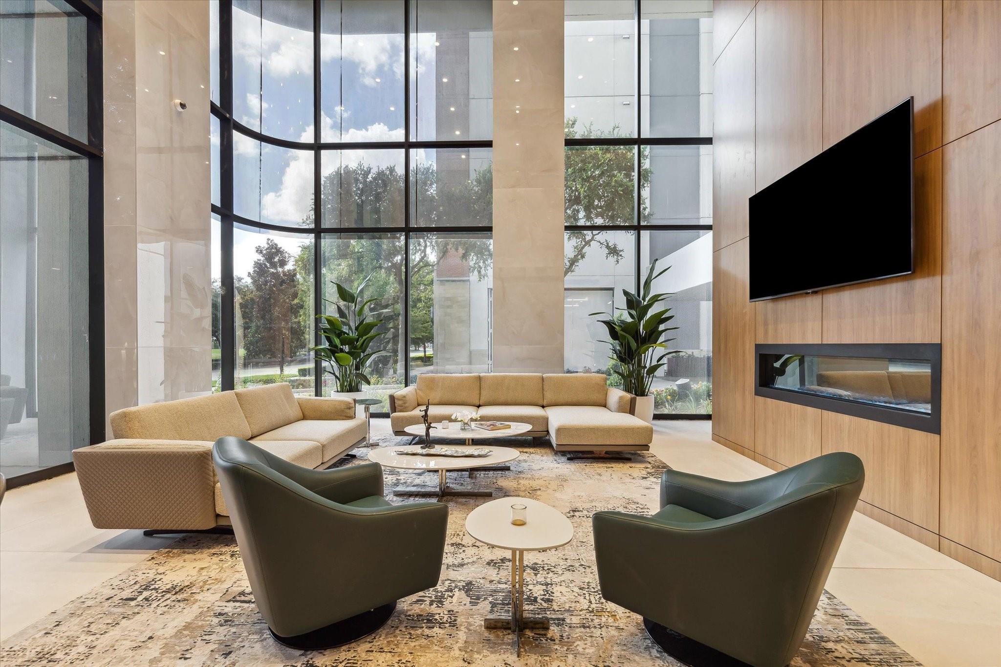 1701 Hermann Drive Drive Unit: 27CE