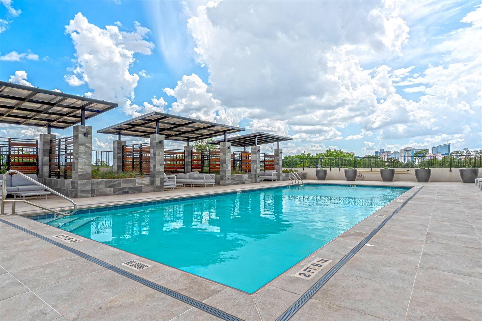 1701 Hermann Drive # 21F