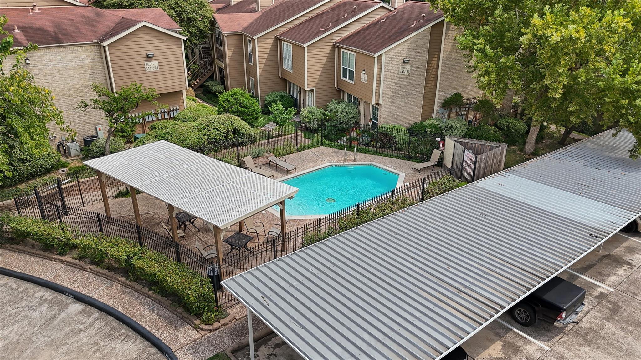 1860 White Oak Drive # 367