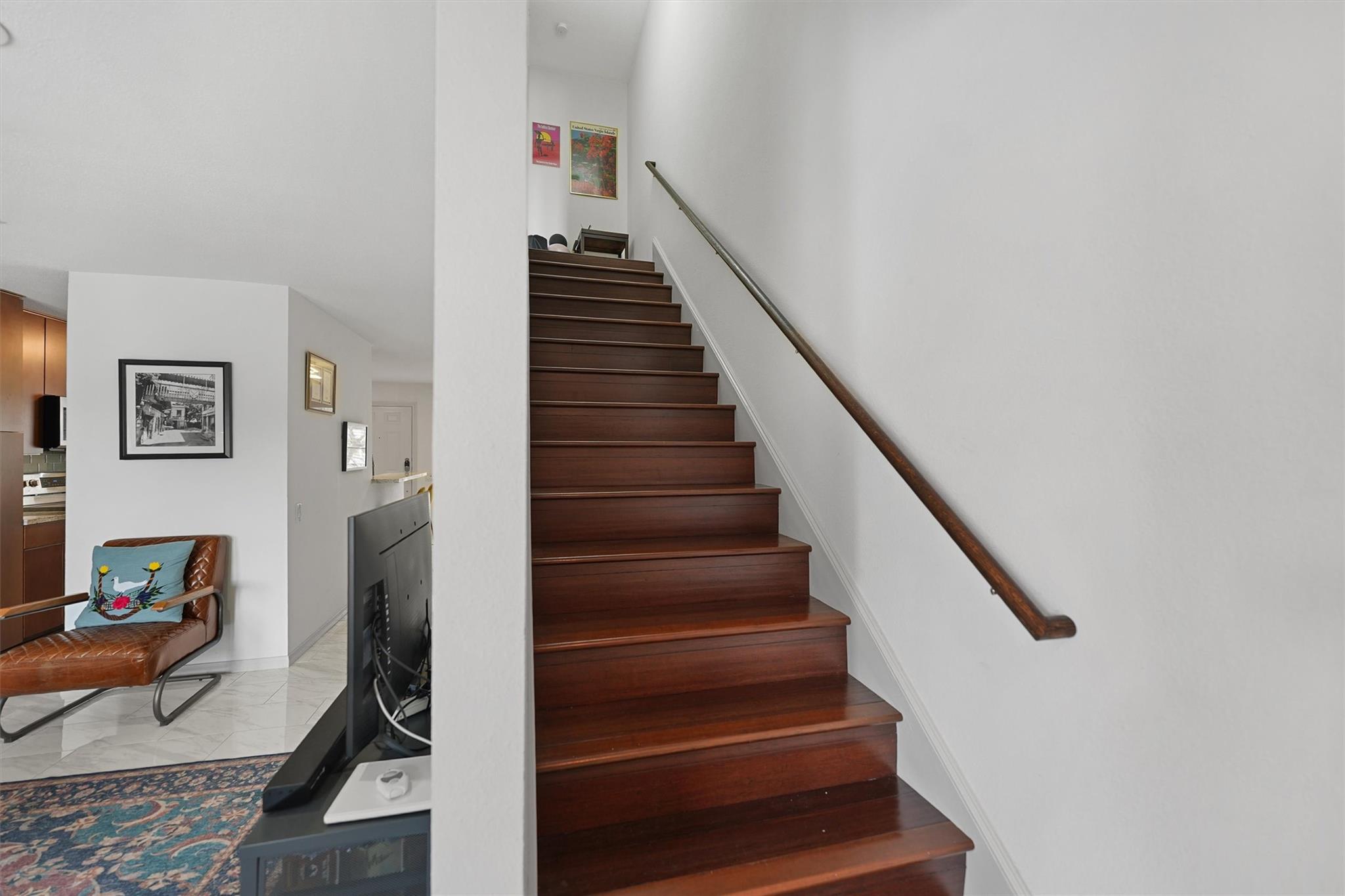 1860 White Oak Drive # 367