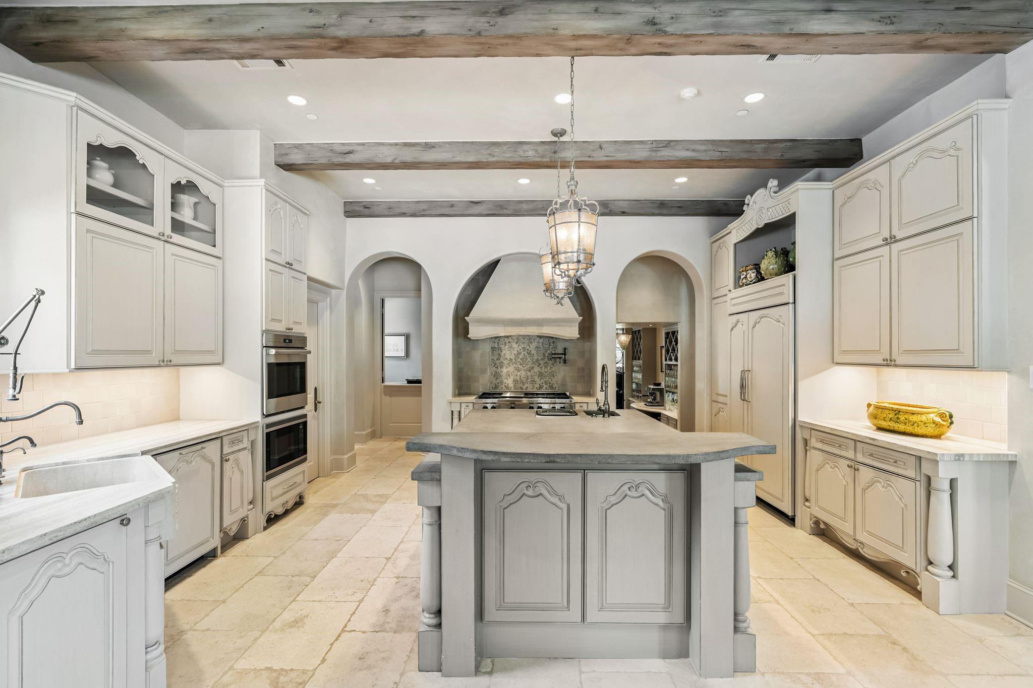 846 Oak Valley Drive