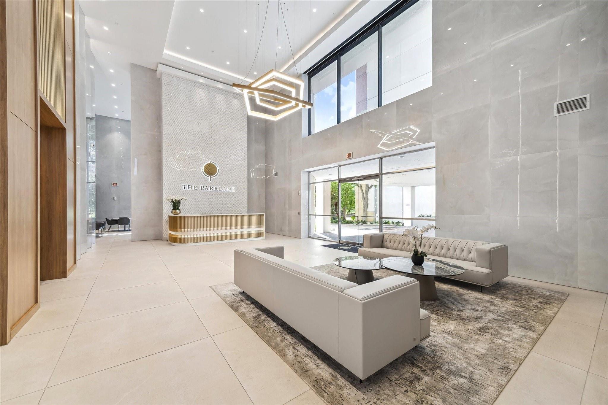 1701 Hermann Drive Drive Unit: 27CE