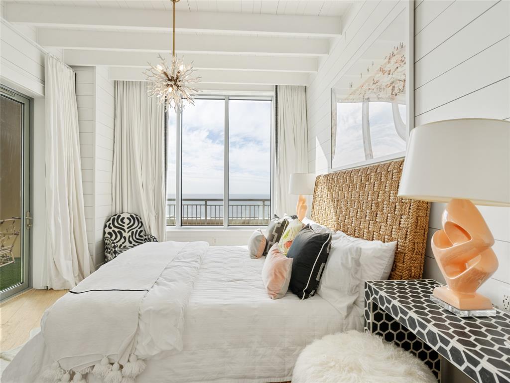 801 E Beach Drive Unit: TW2606