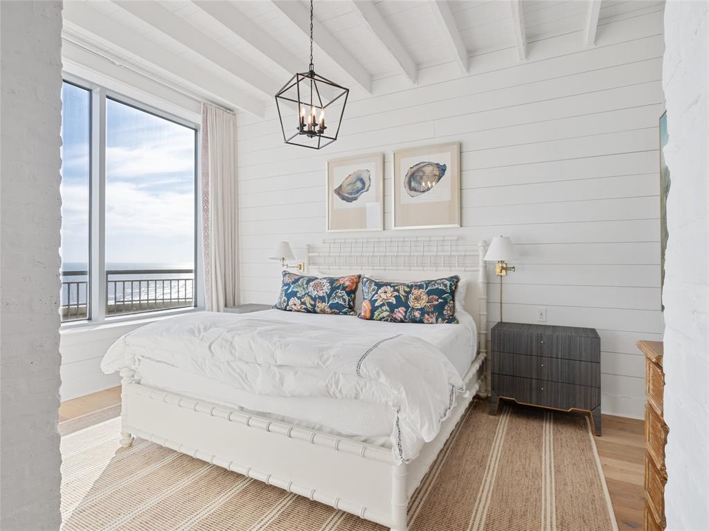 801 E Beach Drive Unit: TW2606