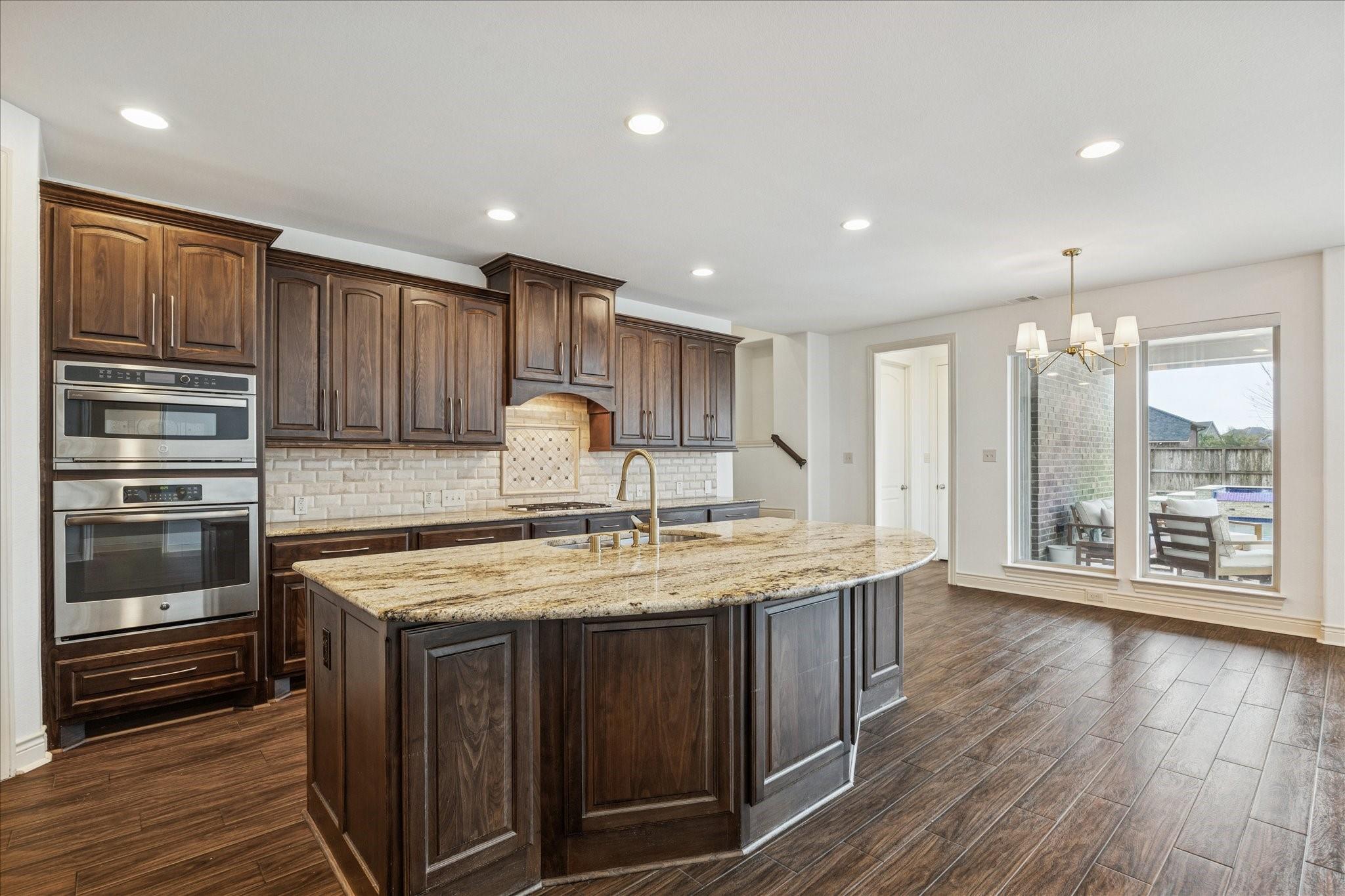 27419 Gladway Manor Drive