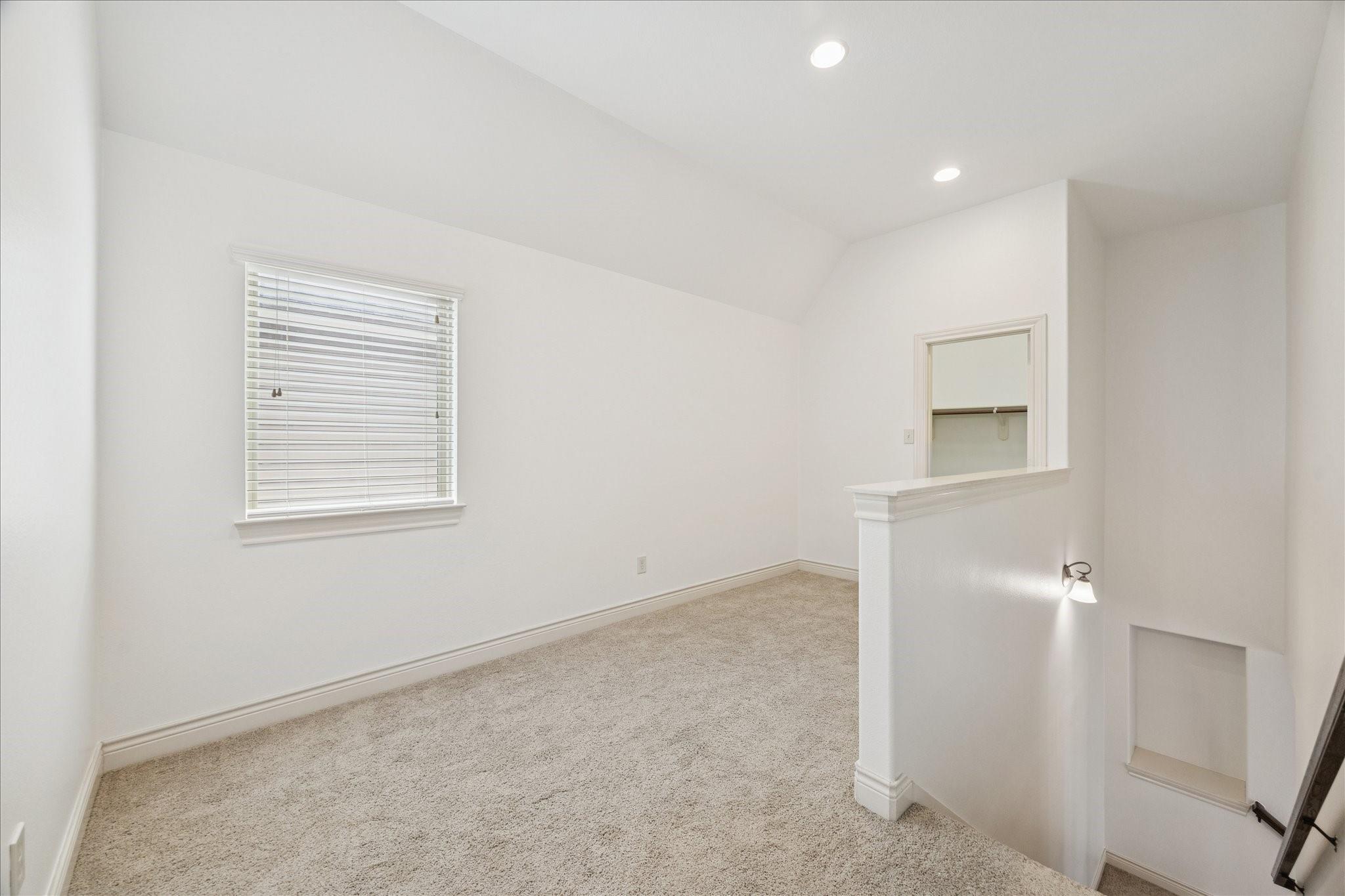 27419 Gladway Manor Drive