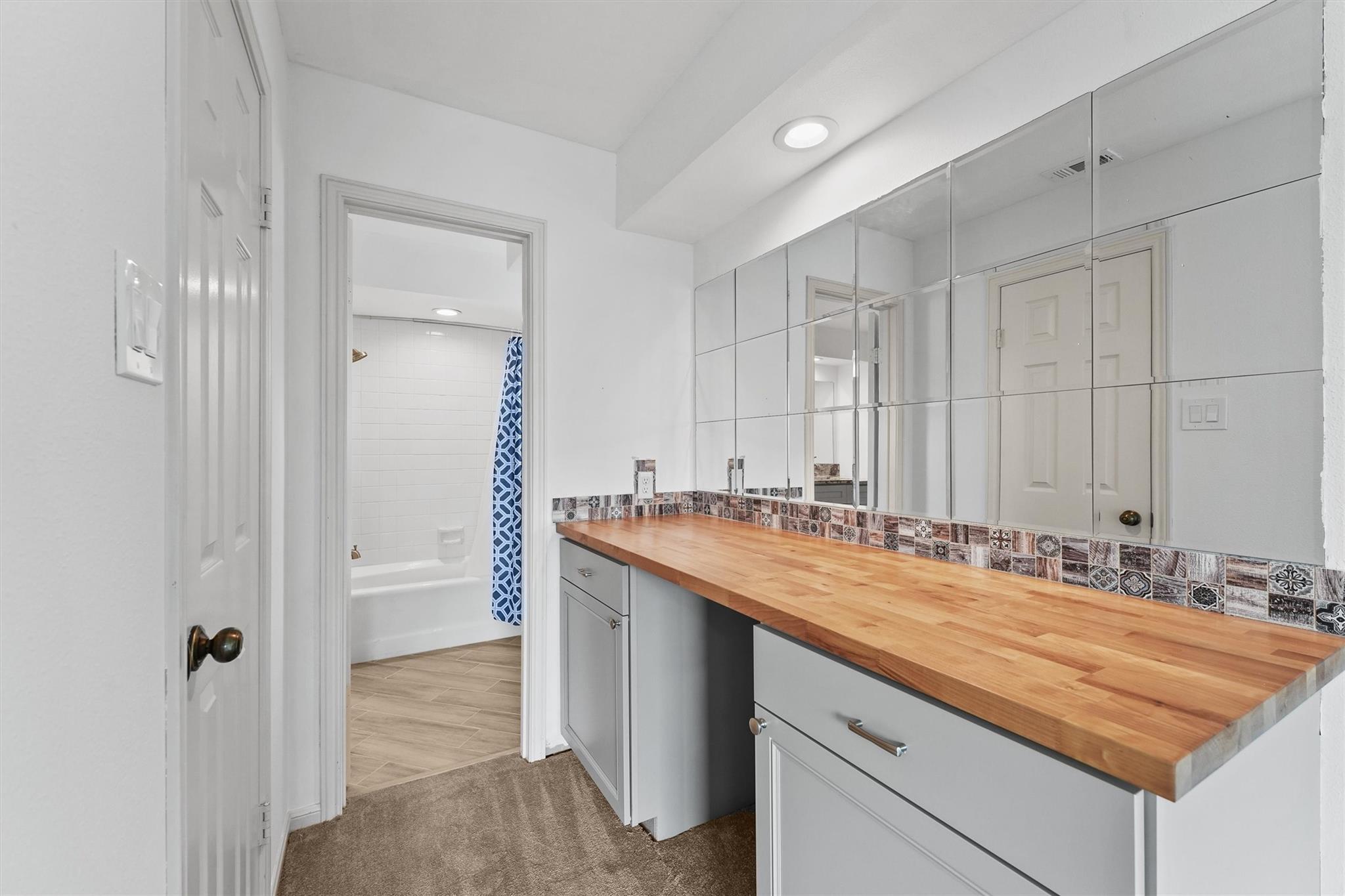 12151 Maple Rock Drive