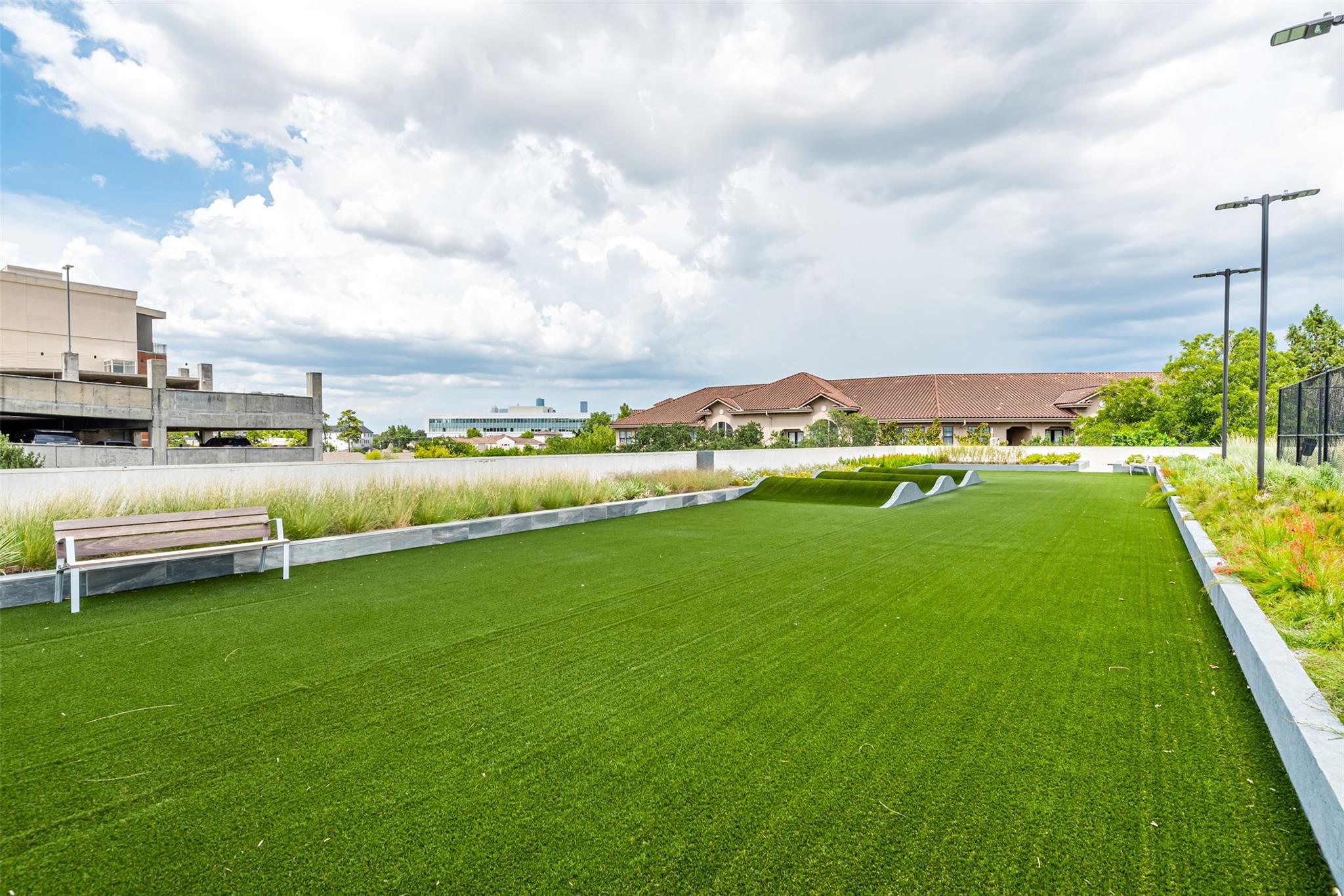 1701 Hermann Drive # 34L