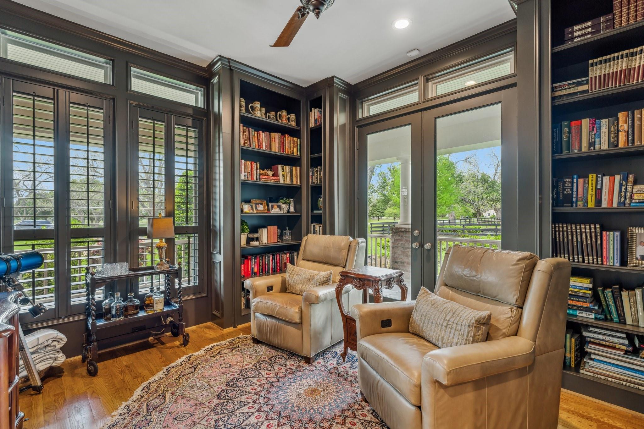 7310 Foster Island Drive