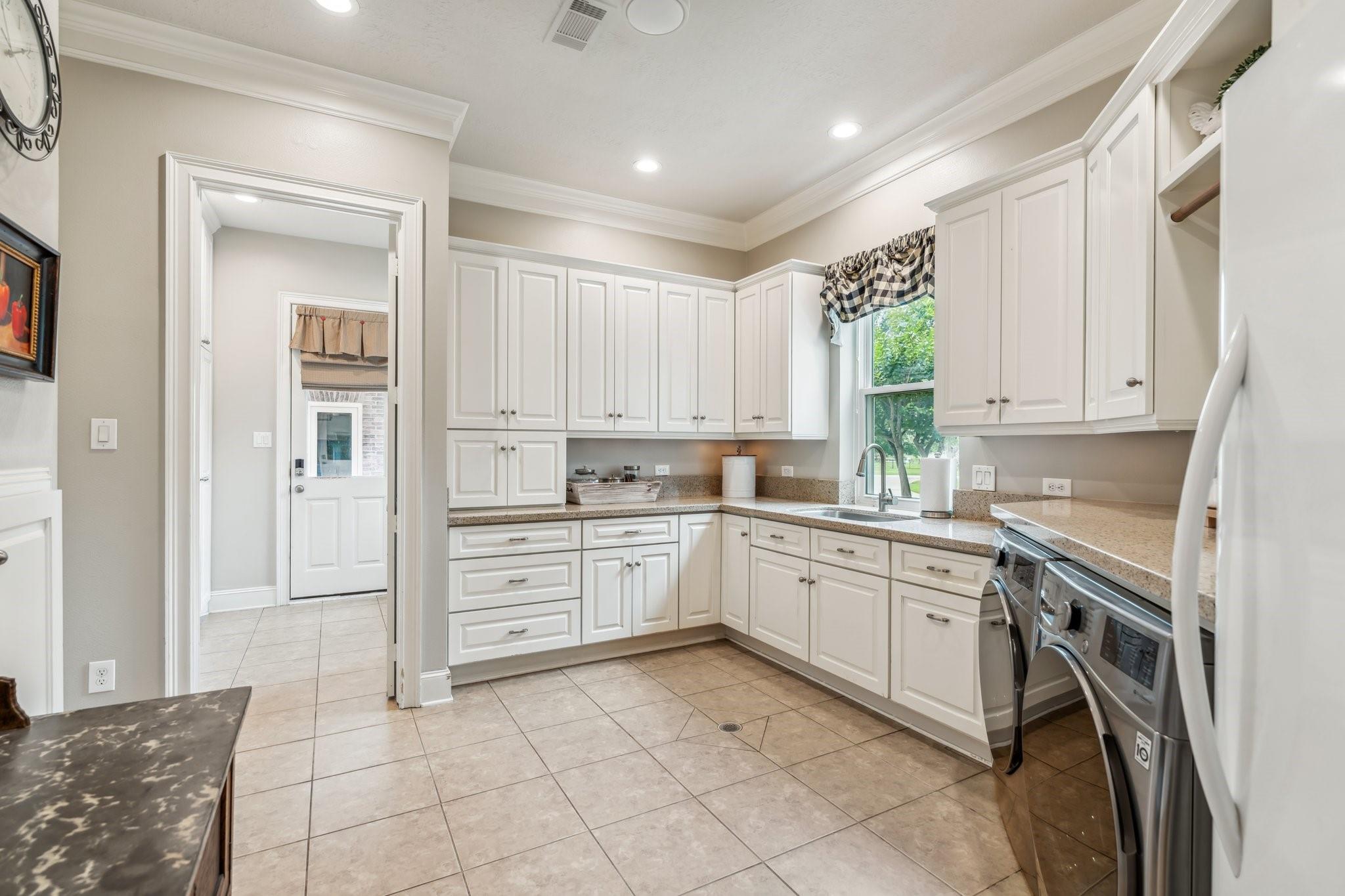 7310 Foster Island Drive