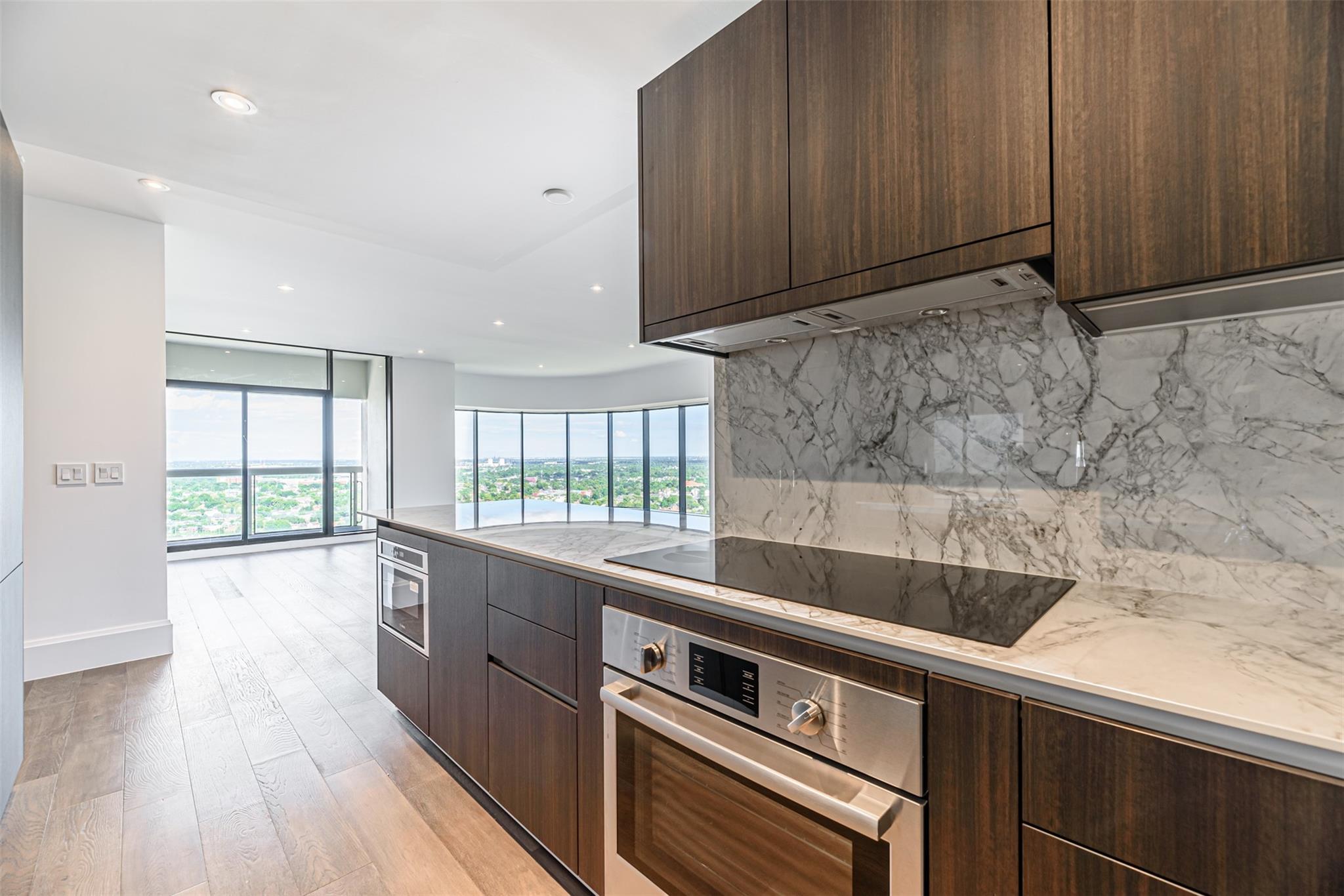 1701 Hermann Drive # 24B