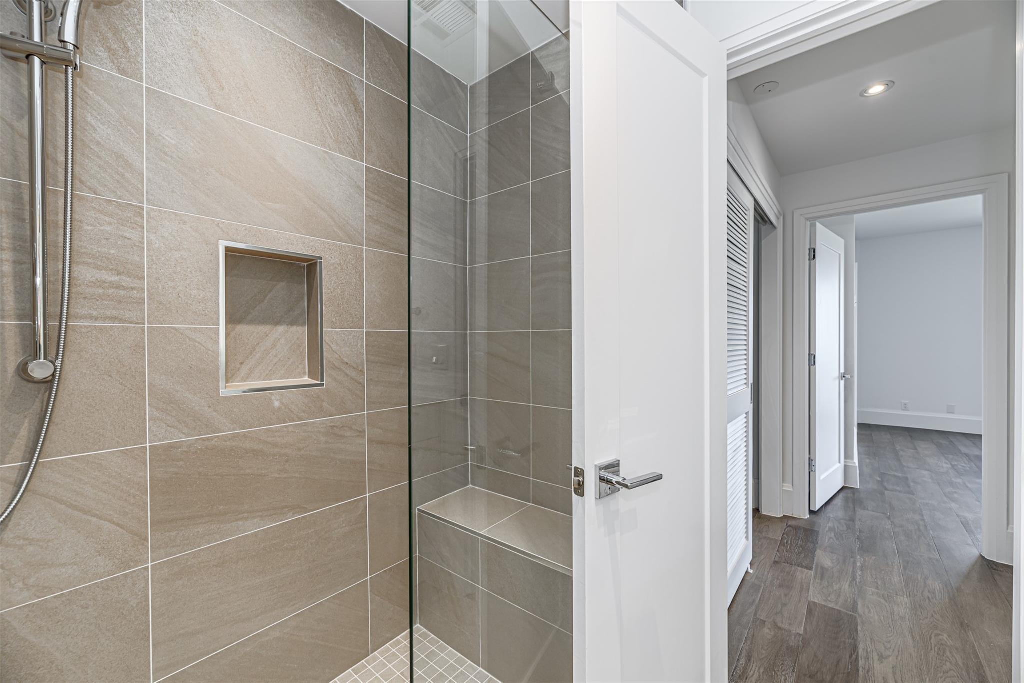 1701 Hermann Drive # 24B