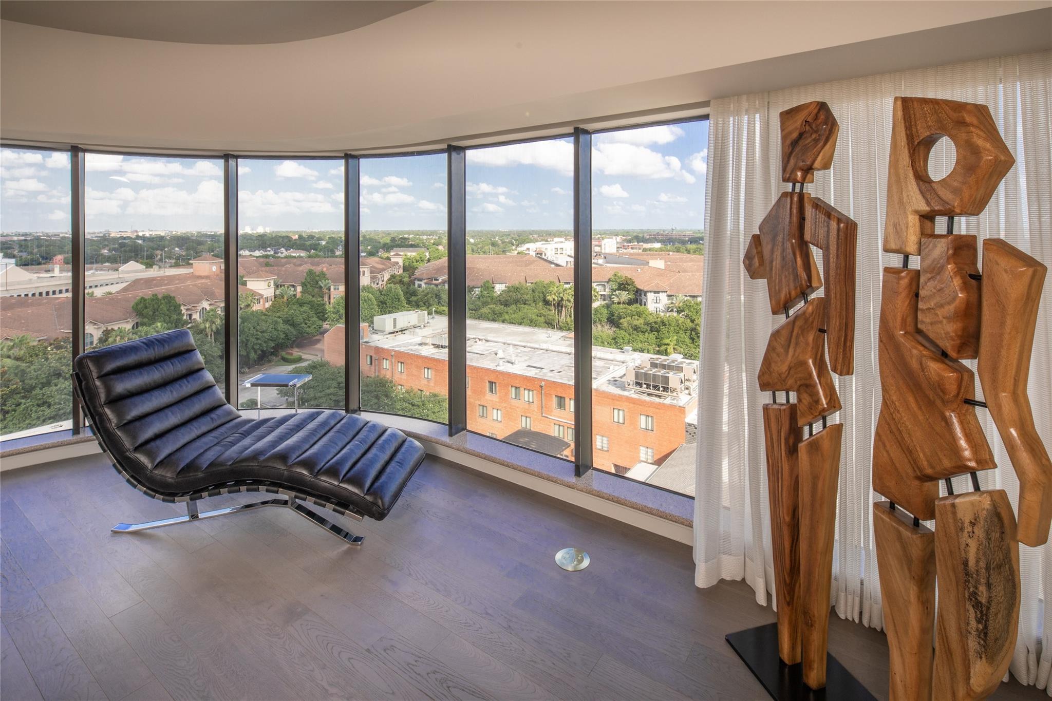 1701 Hermann Drive # 24B