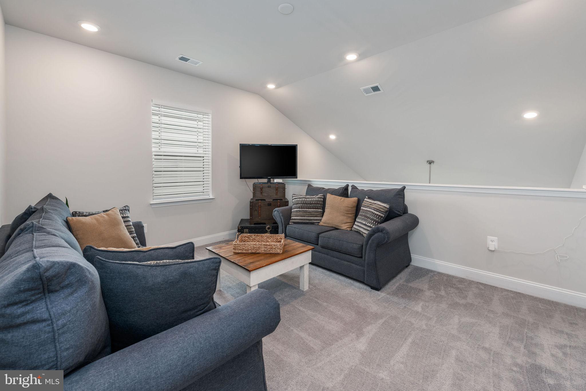 33417 HICKORY STREET