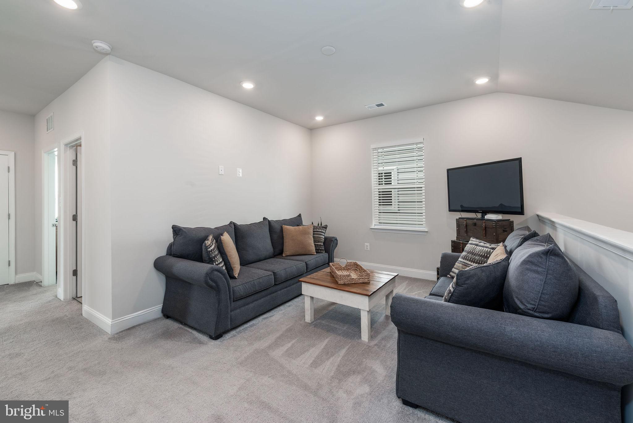 33417 HICKORY STREET