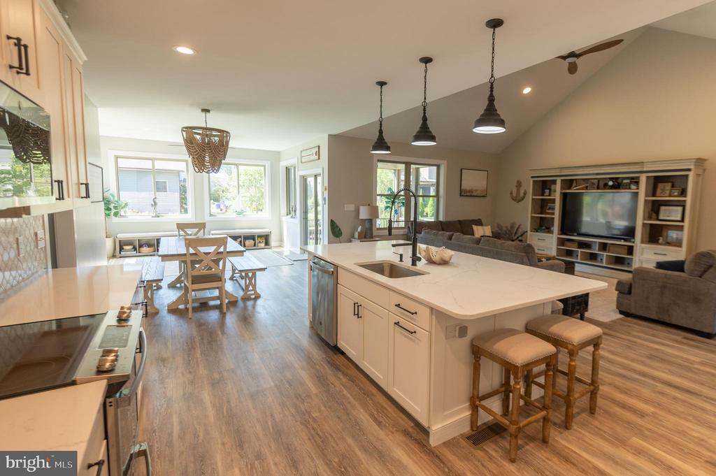34363 INDIAN RIVER DRIVE