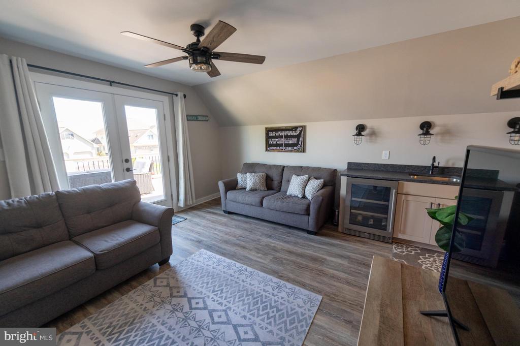 34363 INDIAN RIVER DRIVE