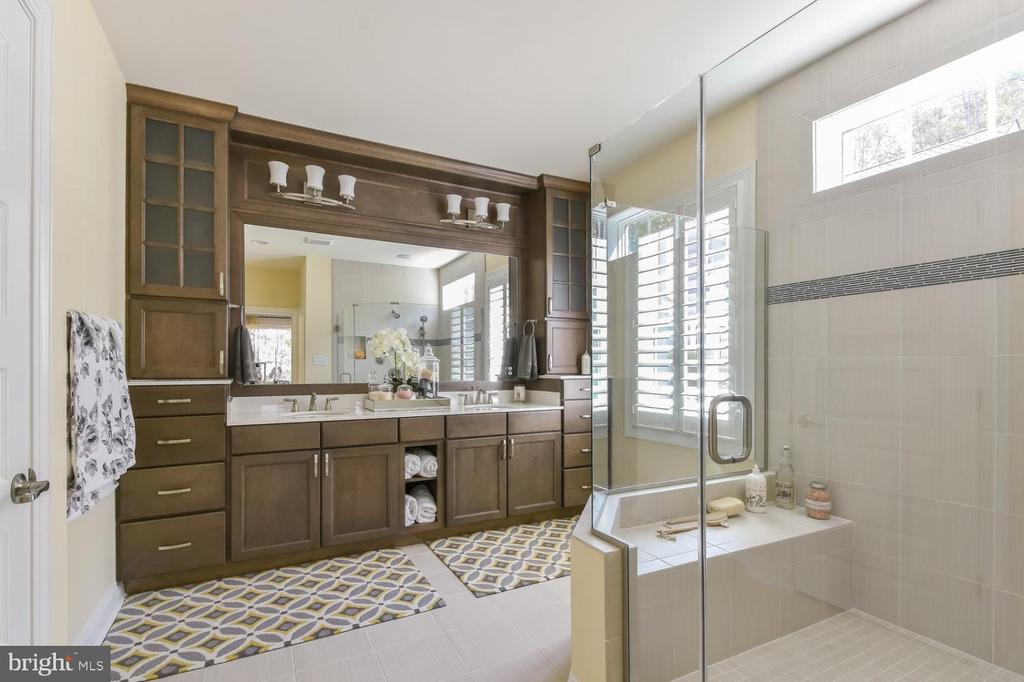 29666 JAEGERS COURT